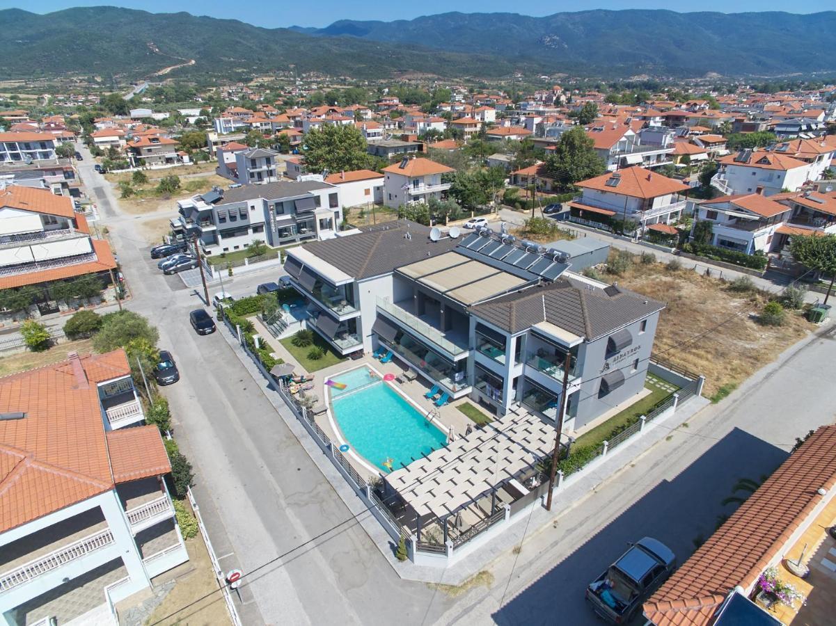 Albatros Suites Vrasná Екстериор снимка