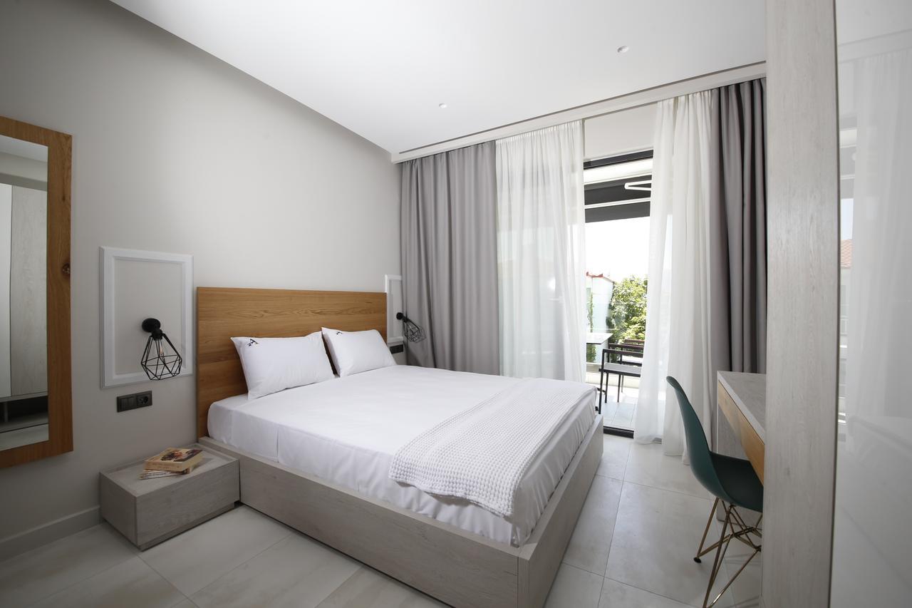 Albatros Suites Vrasná Екстериор снимка