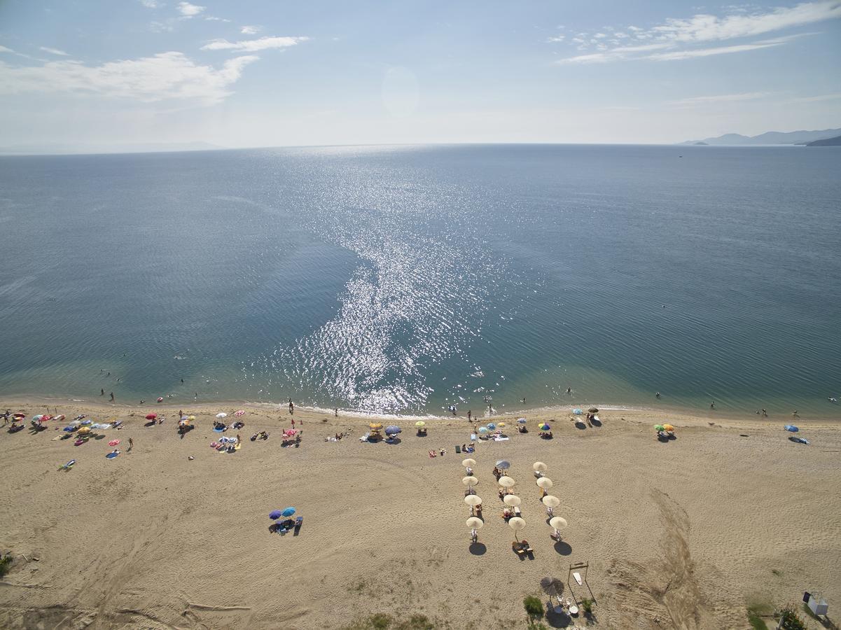 Albatros Suites Vrasná Екстериор снимка