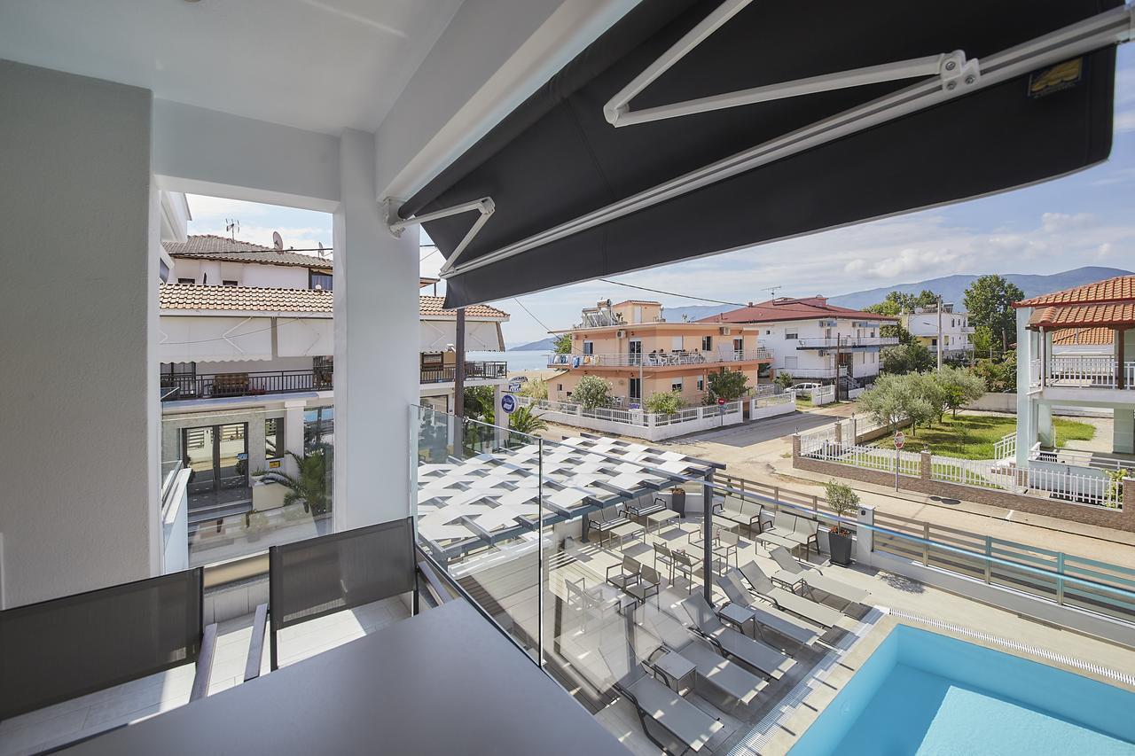Albatros Suites Vrasná Екстериор снимка