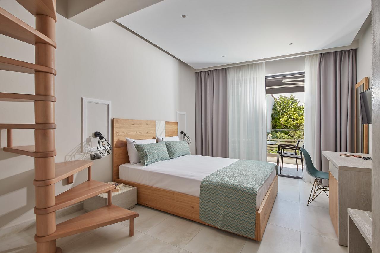 Albatros Suites Vrasná Екстериор снимка